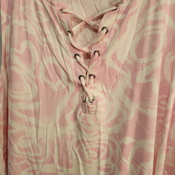 Torrid love sick tank top - Picture 2 of 4